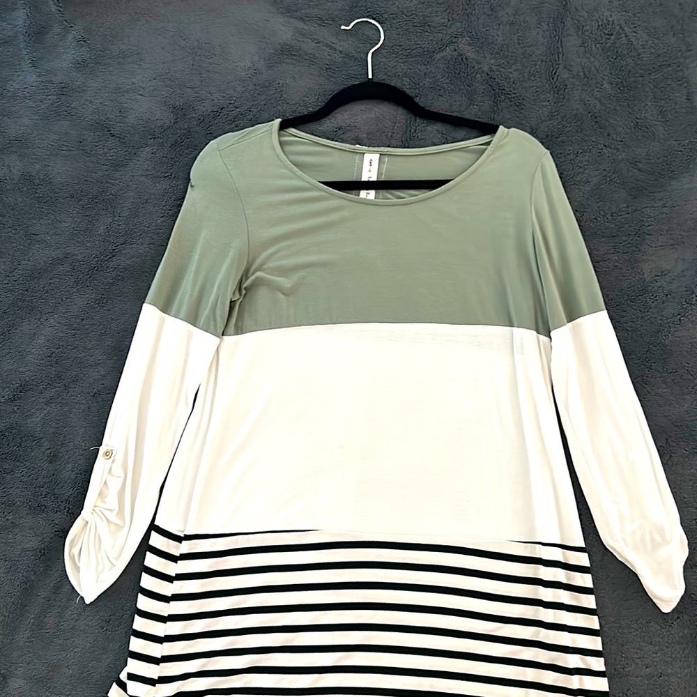 Cute top!